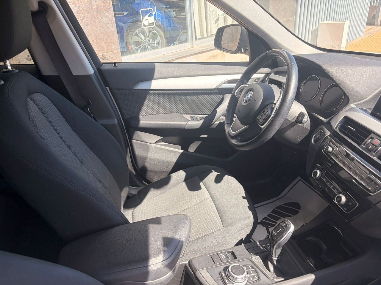 BMW X1 sDrive 16d Business Auto - Foto 12