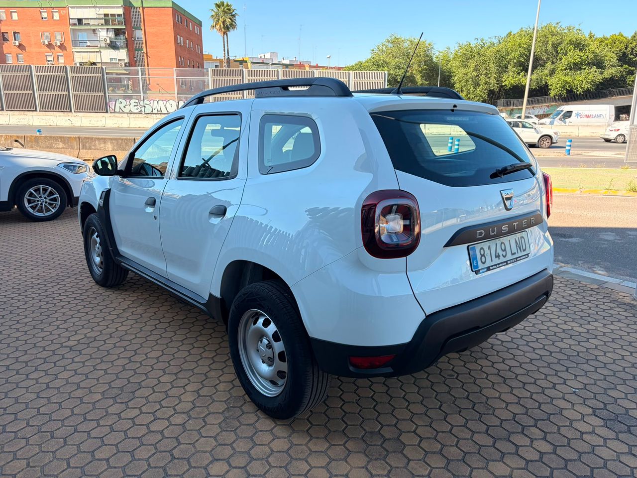 Dacia Duster Essential TCe 1.0 74 kW (100 CV) ECO-G 4x2 - Foto 25