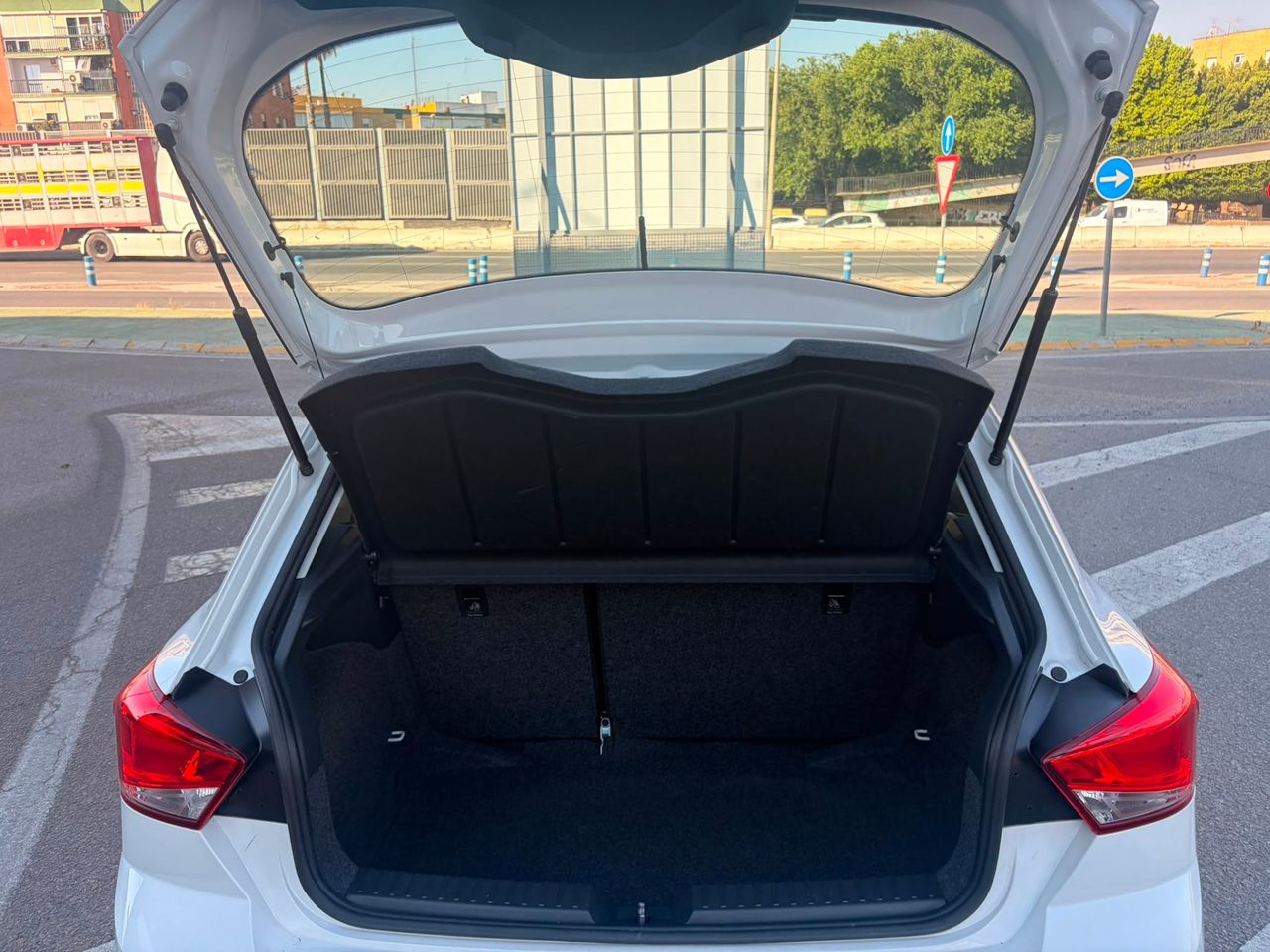 Seat Ibiza Ibiza 1.0 MPI 59 kW - Foto 10