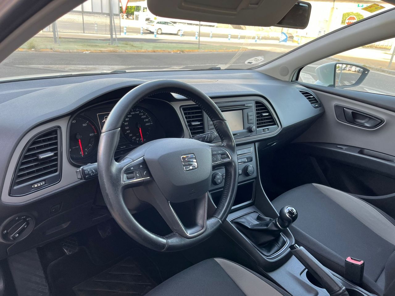Seat Leon 1.6 TDI CR 90 CV Reference - Foto 10