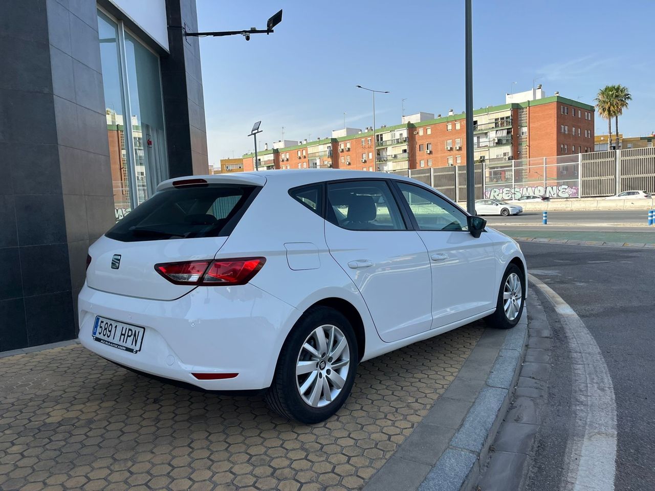 Seat Leon 1.6 TDI CR 90 CV Reference - Foto 14