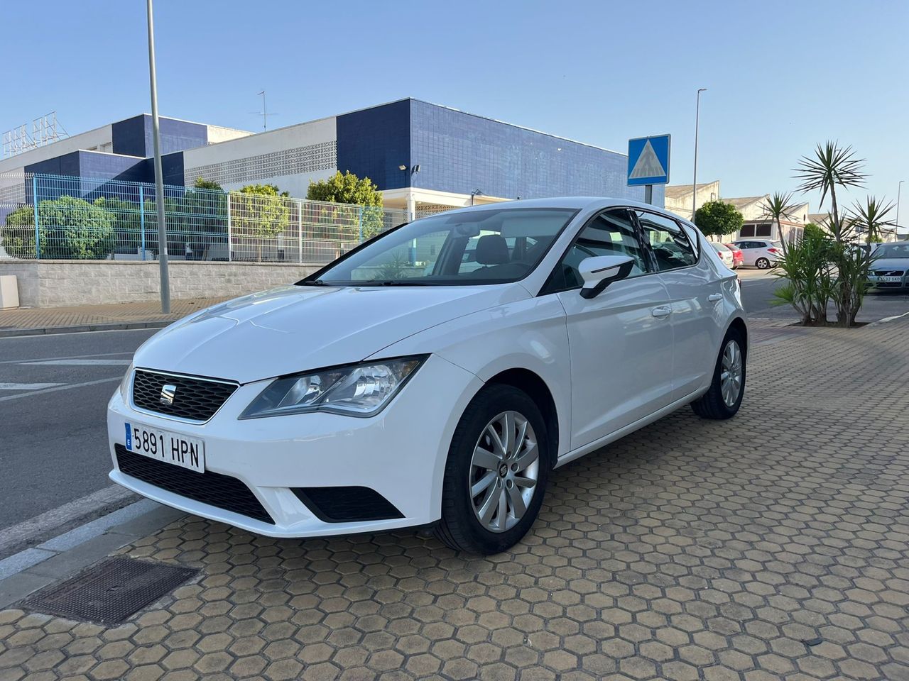 Seat Leon 1.6 TDI CR 90 CV Reference - Foto 9
