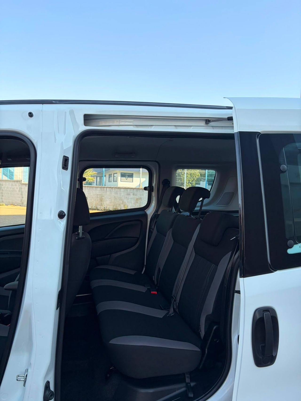 Fiat Doblò Combi SX 1.6 Mjet 105 - Foto 26