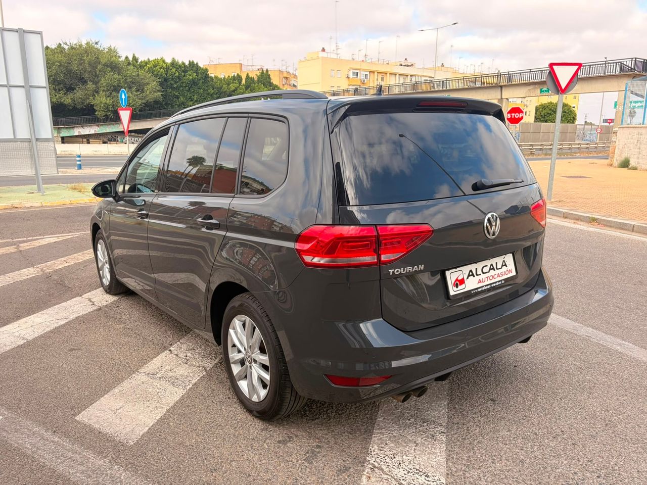 Volkswagen Touran Sport 2.0 TDI 110 kW - Foto 7