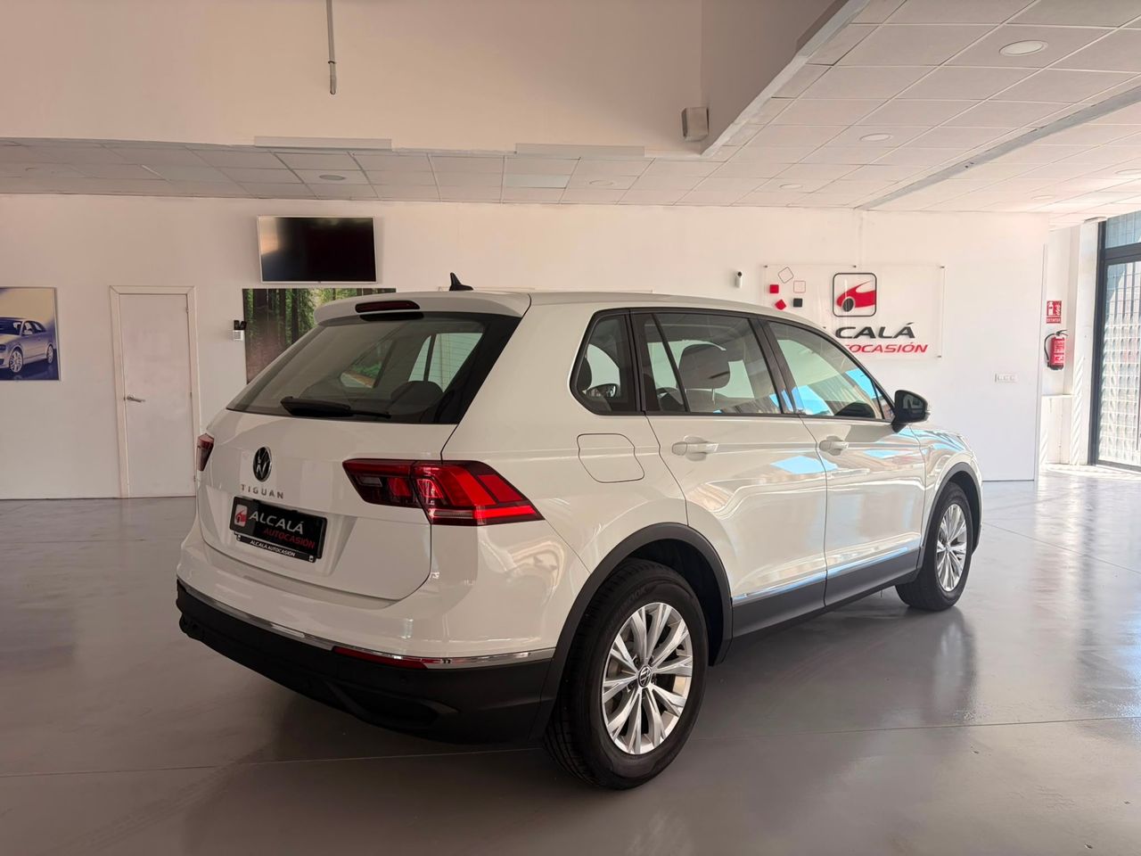 Volkswagen Tiguan Life 2.0 TDI 90 kW - Foto 39