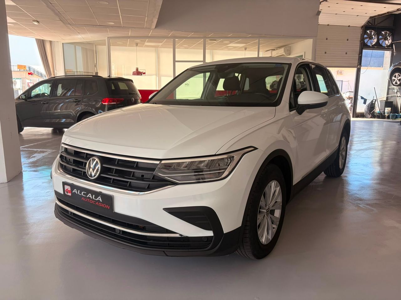 Volkswagen Tiguan Life 2.0 TDI 90 kW - Foto 28