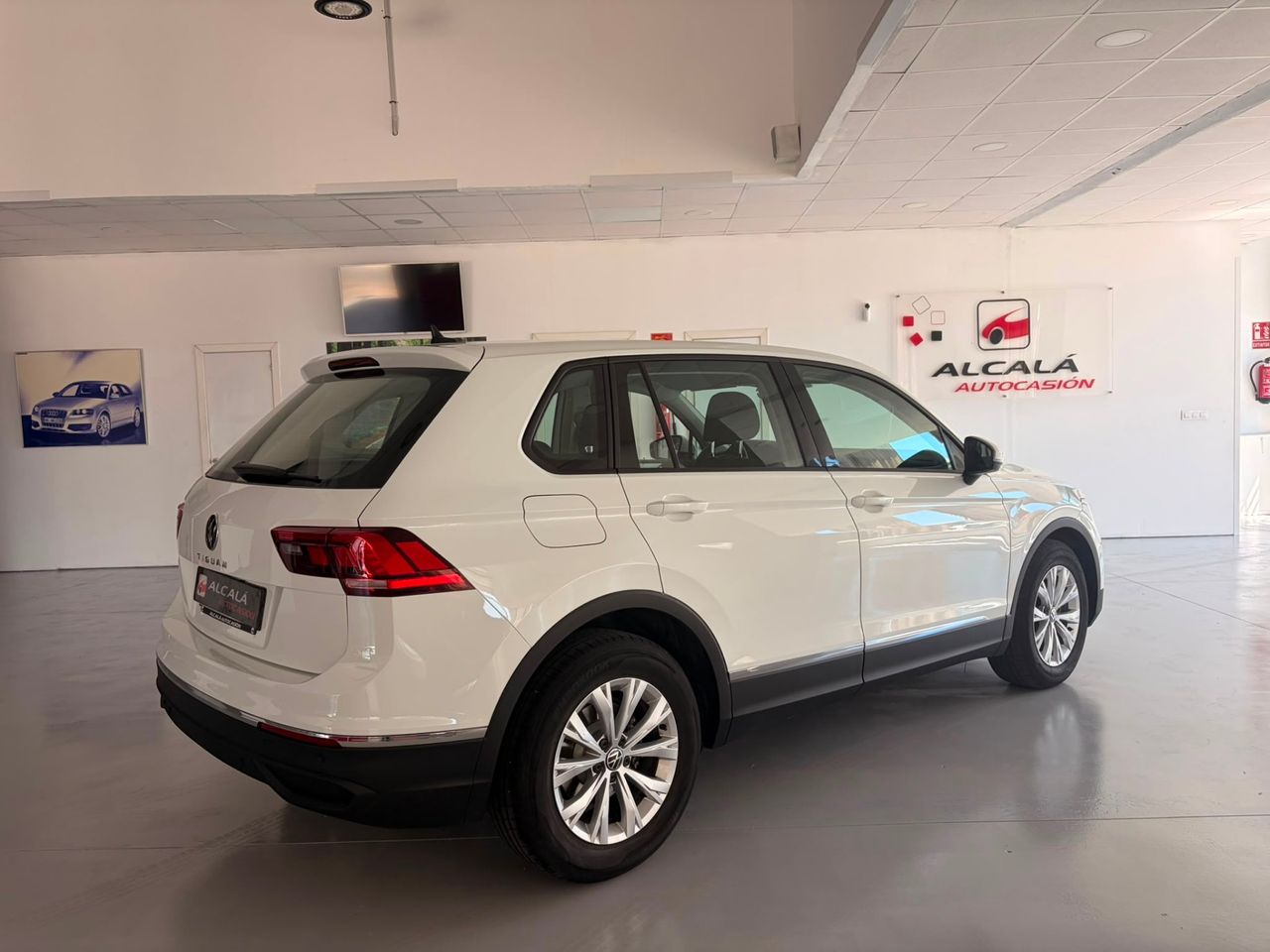 Volkswagen Tiguan Life 2.0 TDI 90 kW - Foto 33