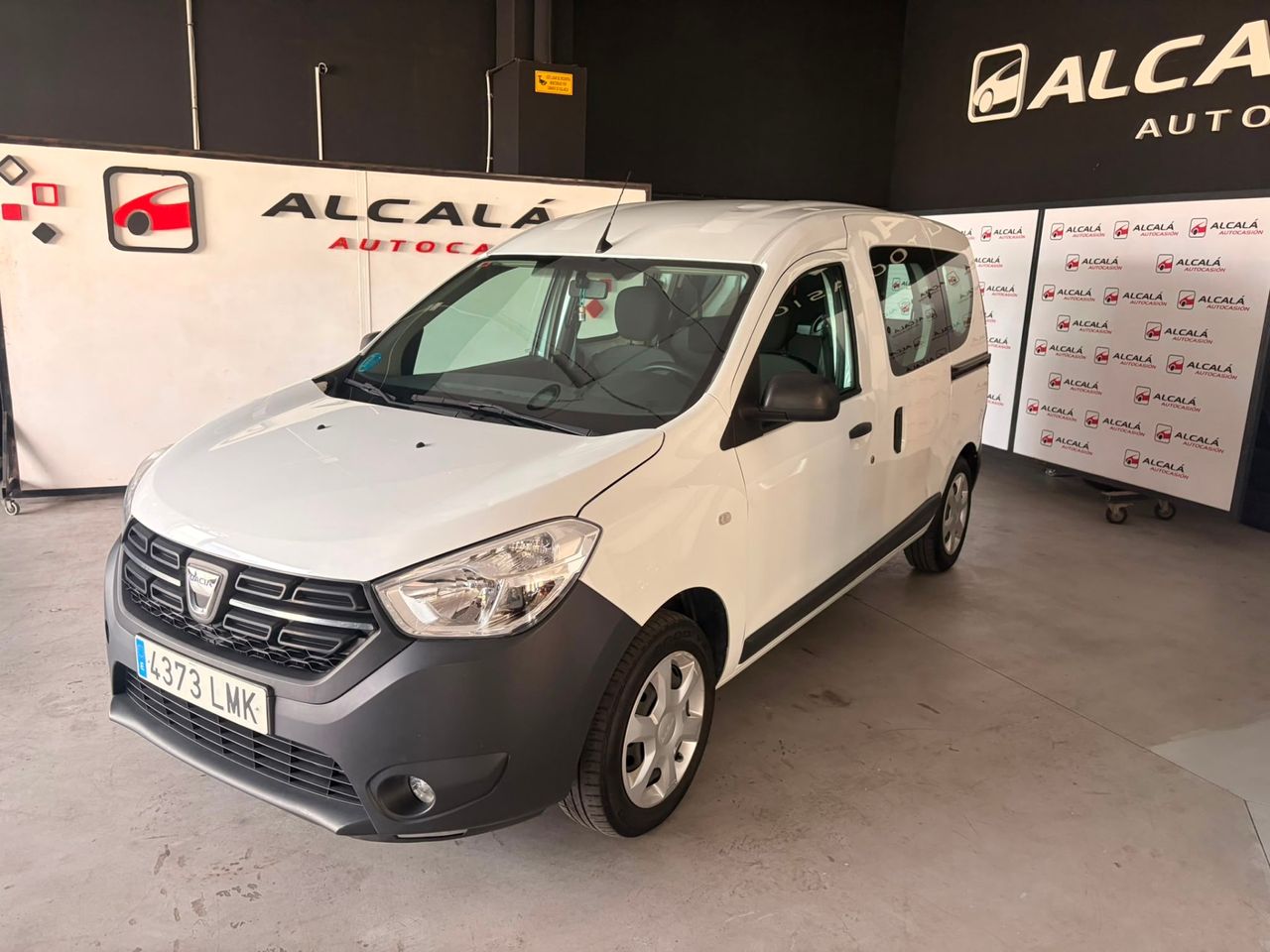 Dacia Dokker Essential 1.6 80 kW - Foto 23