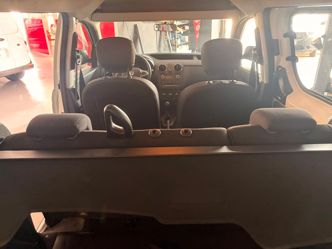 Dacia Dokker Essential 1.6 80 kW - Foto 13