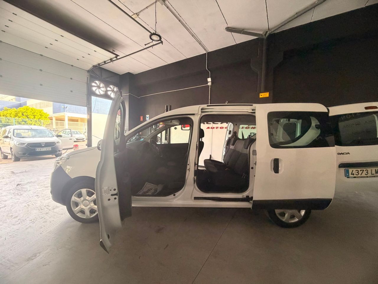 Dacia Dokker Essential 1.6 80 kW - Foto 6