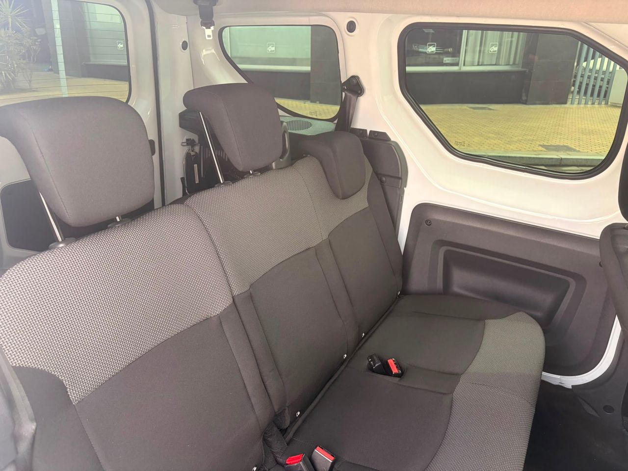 Dacia Dokker COMBI 1.5 DCI AMBIANCE 95CV - Foto 8