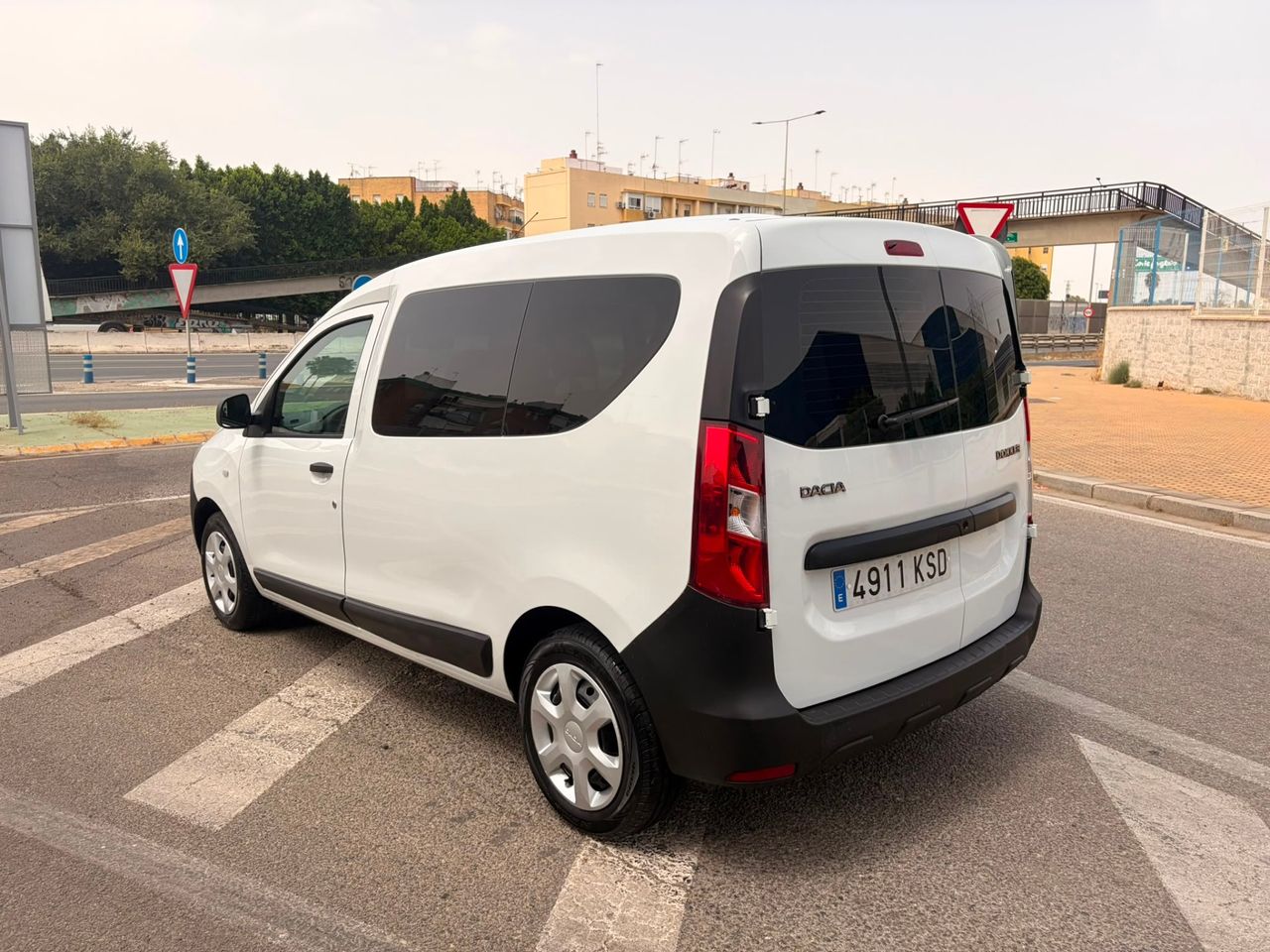 Dacia Dokker COMBI 1.5 DCI AMBIANCE 95CV - Foto 41