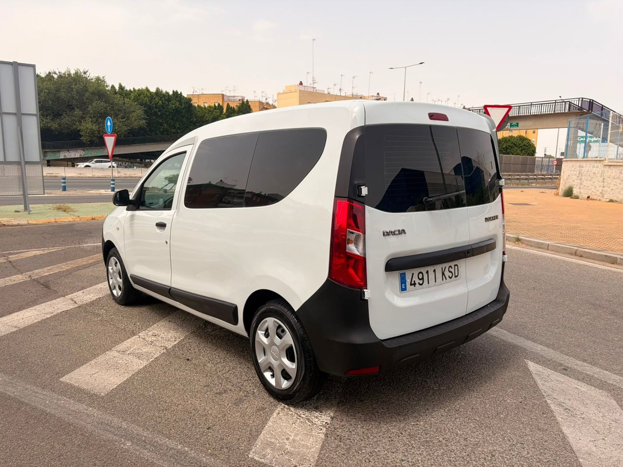 Dacia Dokker COMBI 1.5 DCI AMBIANCE 95CV - Foto 36