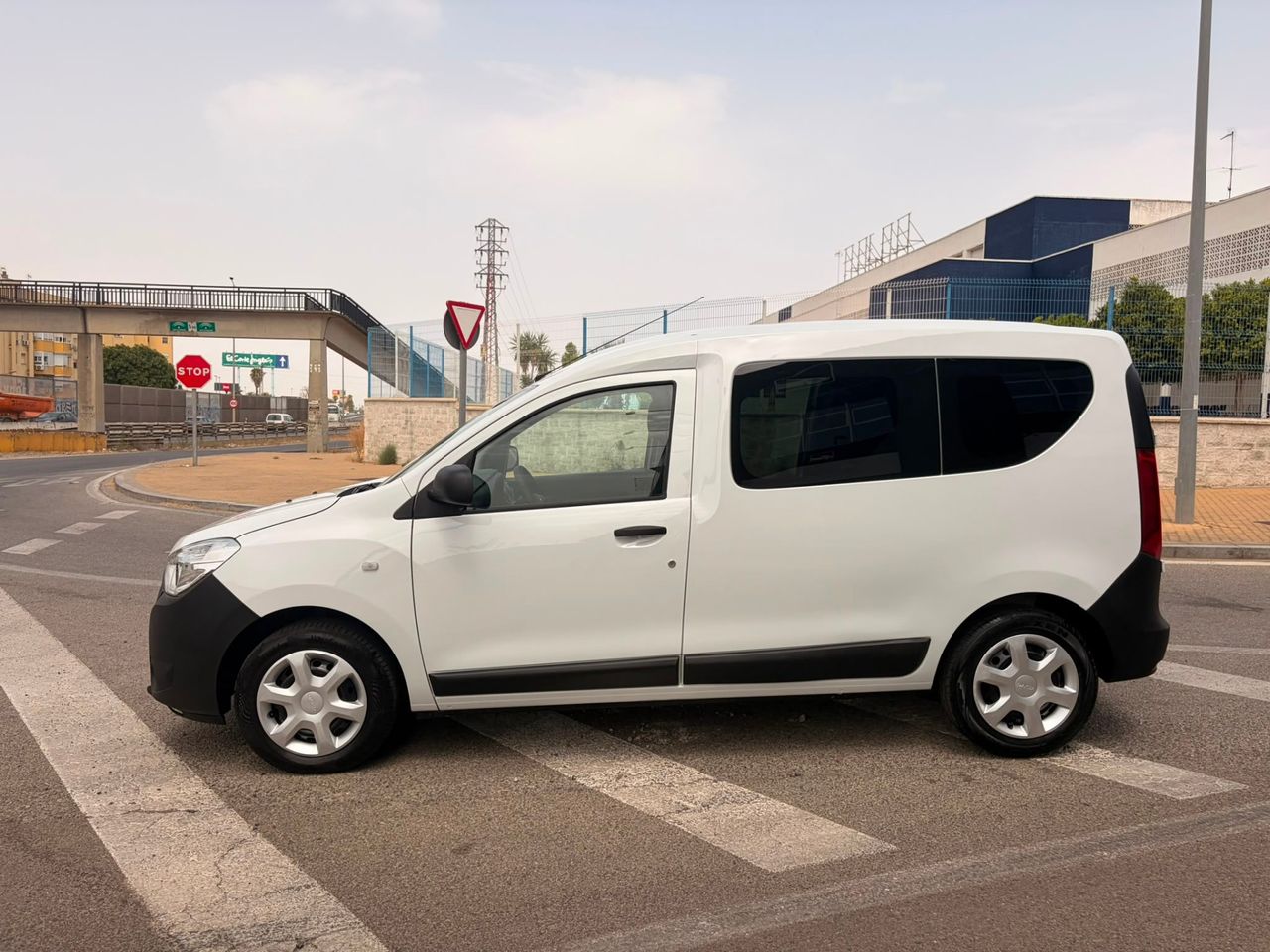 Dacia Dokker COMBI 1.5 DCI AMBIANCE 95CV - Foto 38