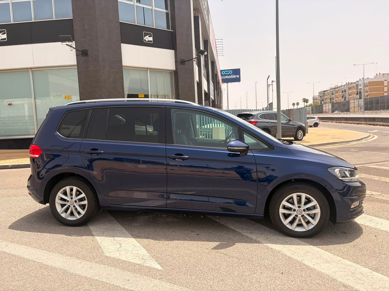 Volkswagen Touran Sport 1.6 TDI 85 kW - Foto 30