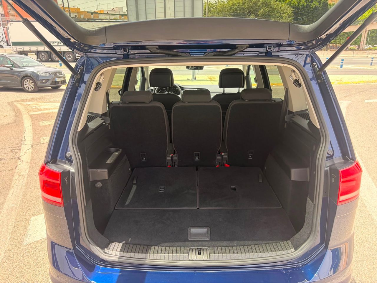 Volkswagen Touran Sport 1.6 TDI 85 kW - Foto 10