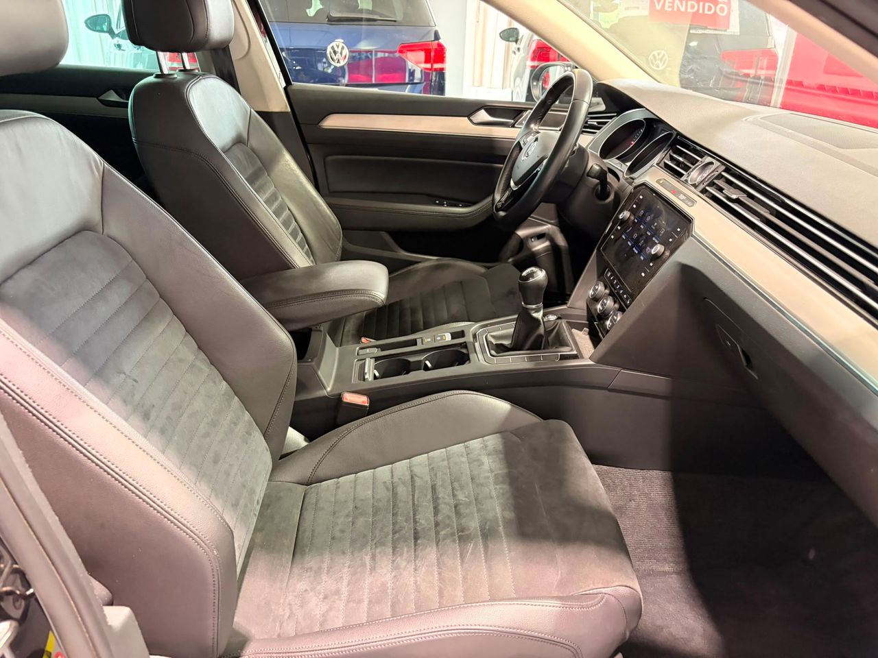Volkswagen Passat Variant Advance 2.0 TDI BMT 110 kW - Foto 5
