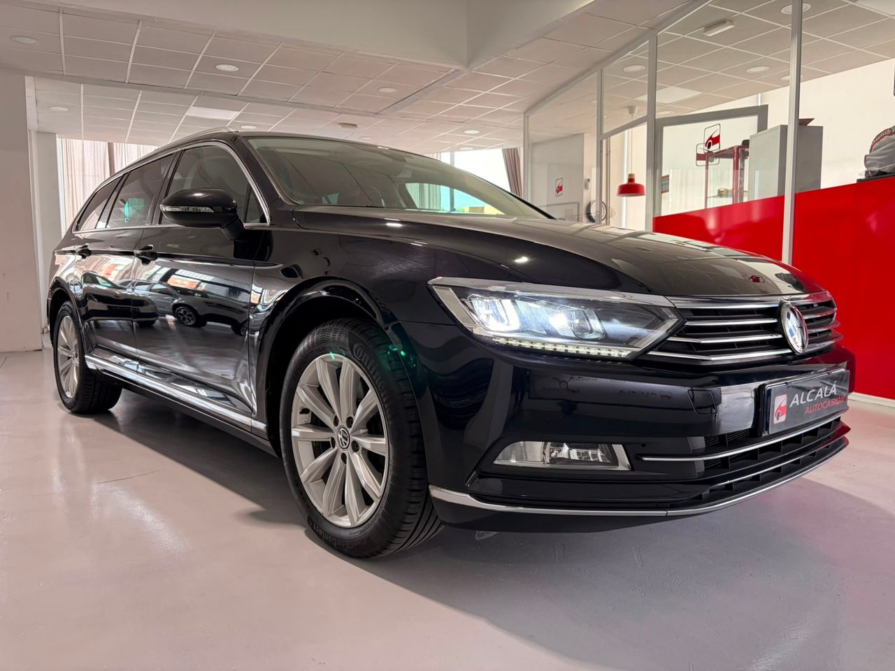 Volkswagen Passat Variant Advance 2.0 TDI BMT 110 kW - Foto 18