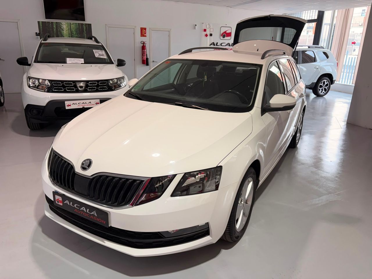 Skoda Octavia Combi 1.0 TSI 85 kW - Foto 24