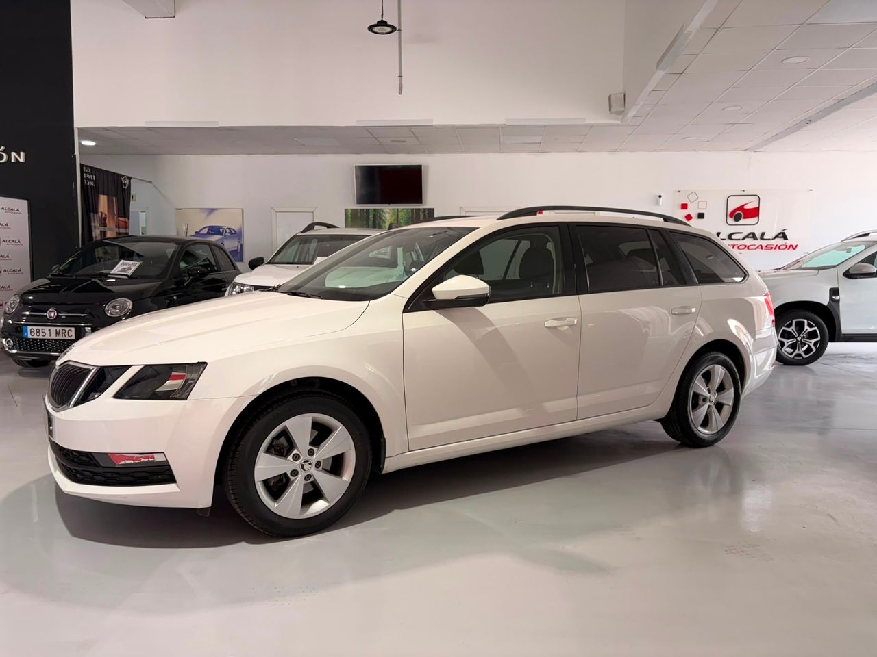 Skoda Octavia Combi 1.0 TSI 85 kW - Foto 33