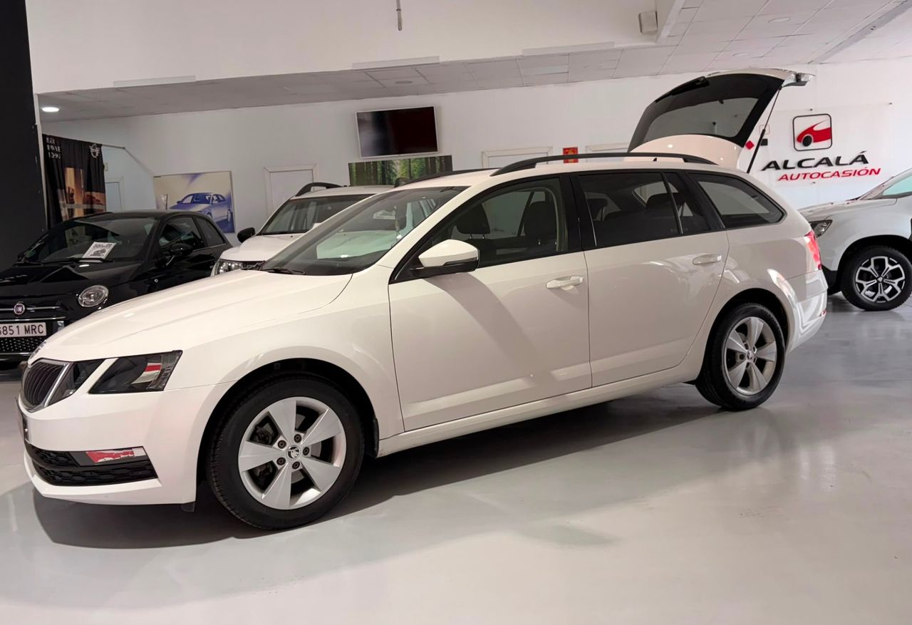 Skoda Octavia Combi 1.0 TSI 85 kW - Foto 10