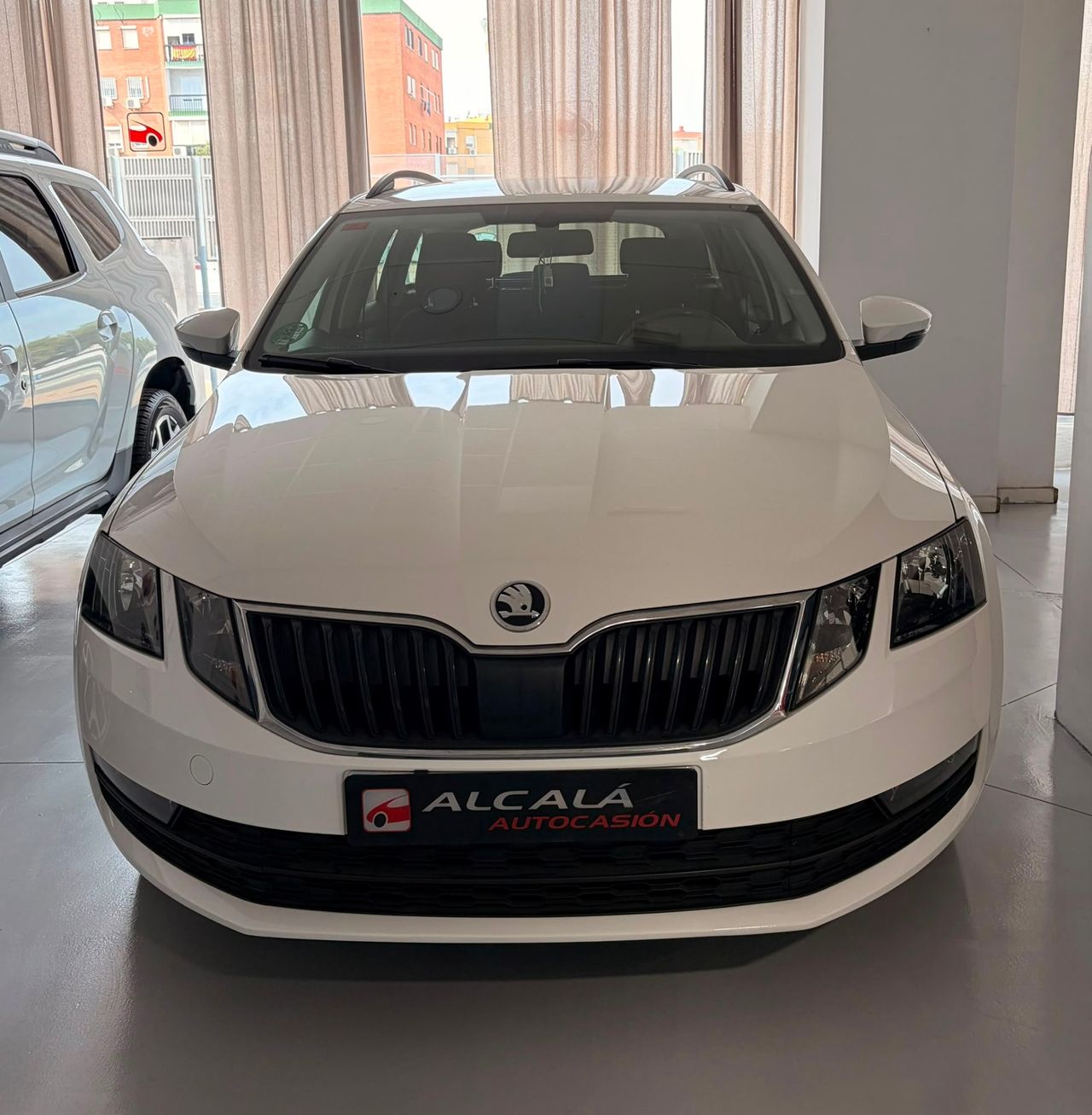 Skoda Octavia Combi 1.0 TSI 85 kW - Foto 32