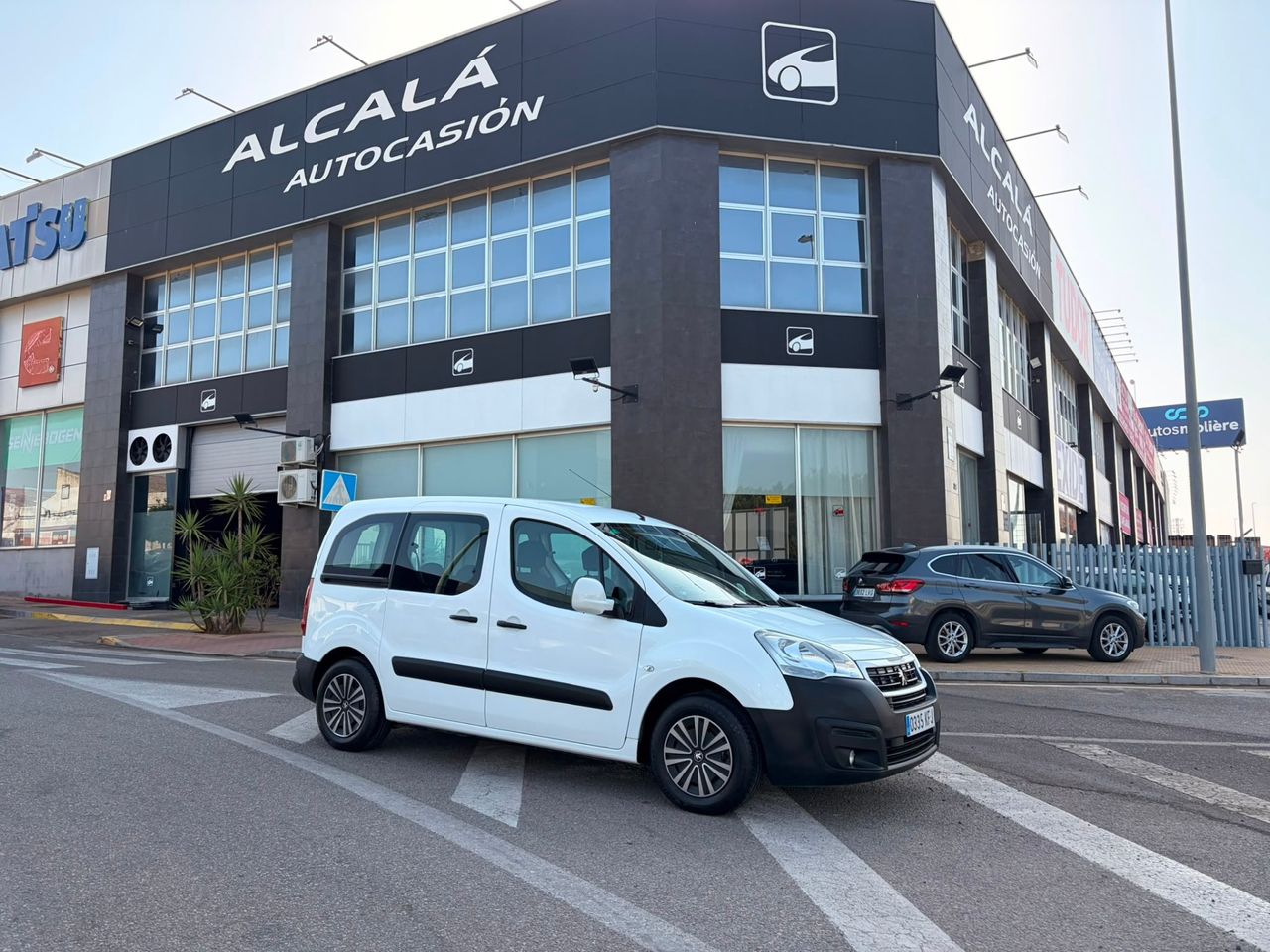 Peugeot Partner TEPEE 1.6 BHDI ACCESS 75CV - Foto 32