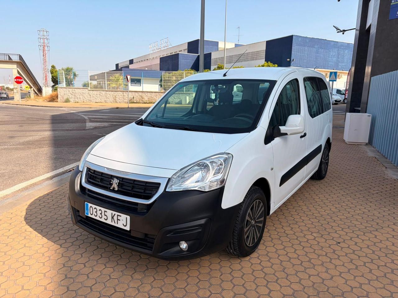 Peugeot Partner TEPEE 1.6 BHDI ACCESS 75CV - Foto 13