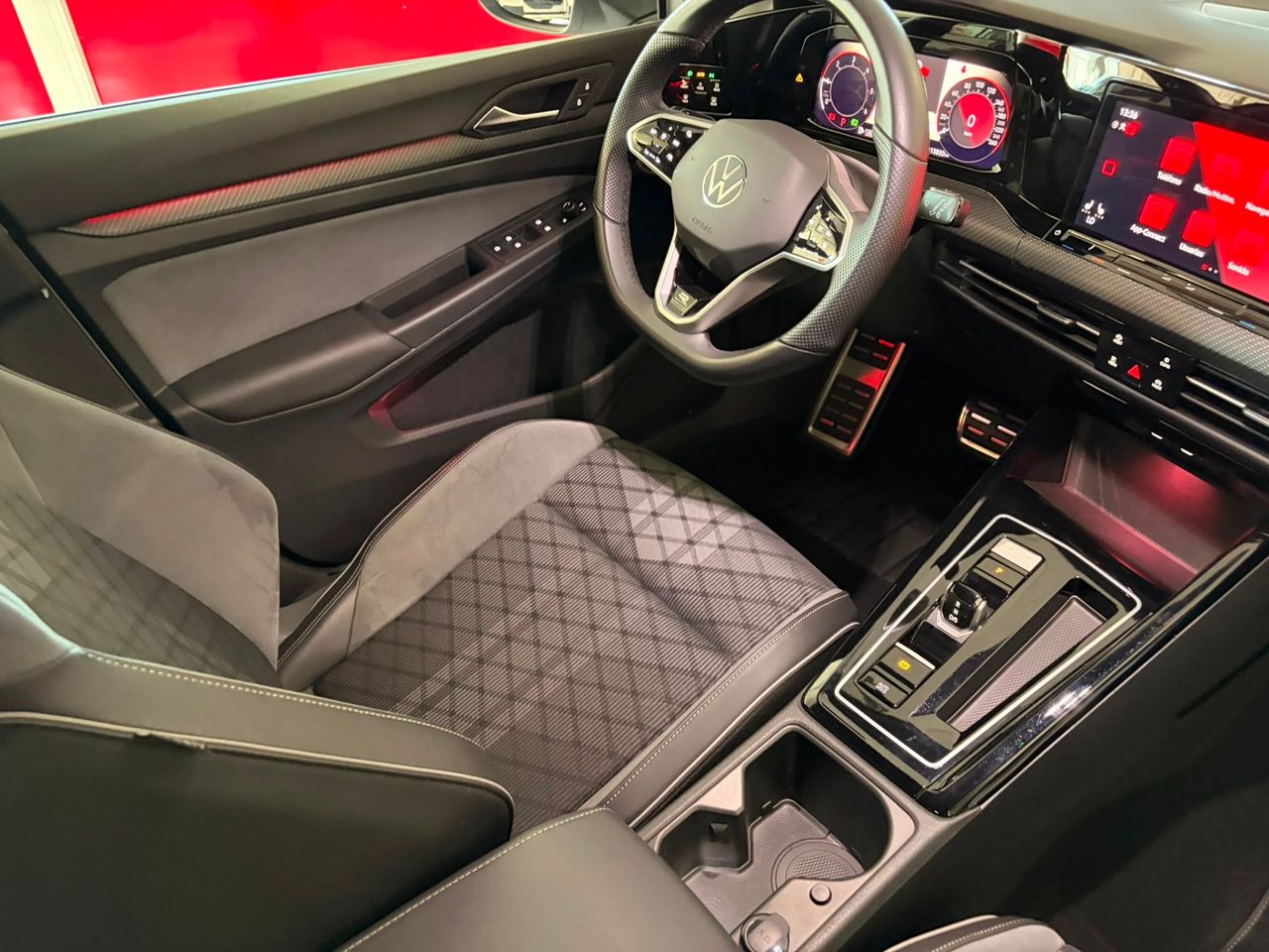 Volkswagen Golf R-Line 2.0 TDI 110 kW - Foto 36