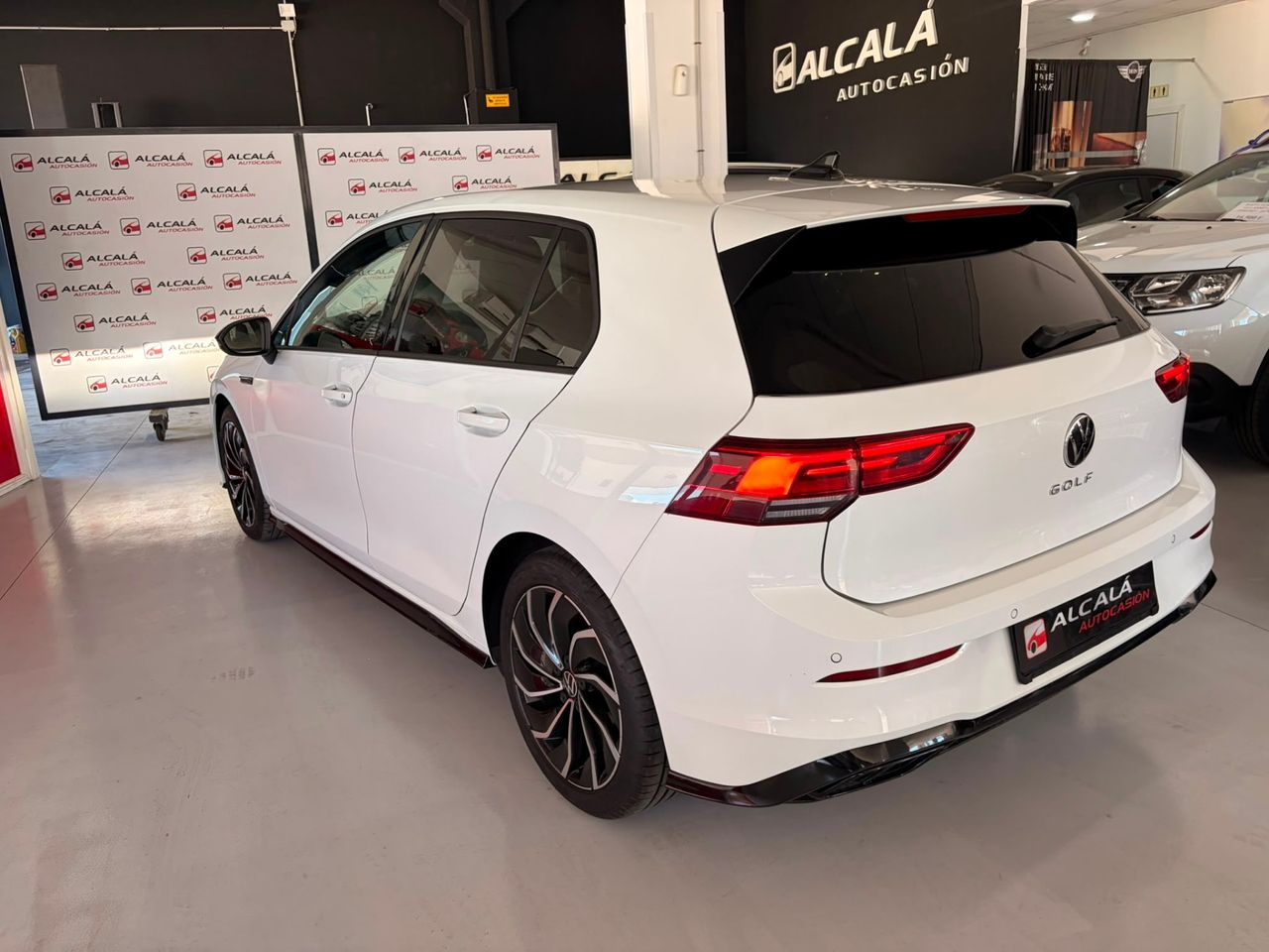 Volkswagen Golf R-Line 2.0 TDI 110 kW - Foto 40