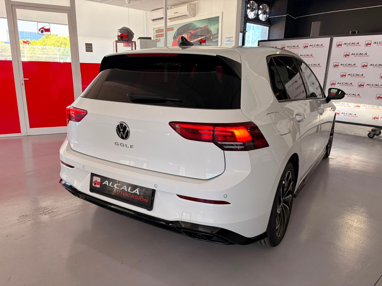 Volkswagen Golf R-Line 2.0 TDI 110 kW - Foto 45