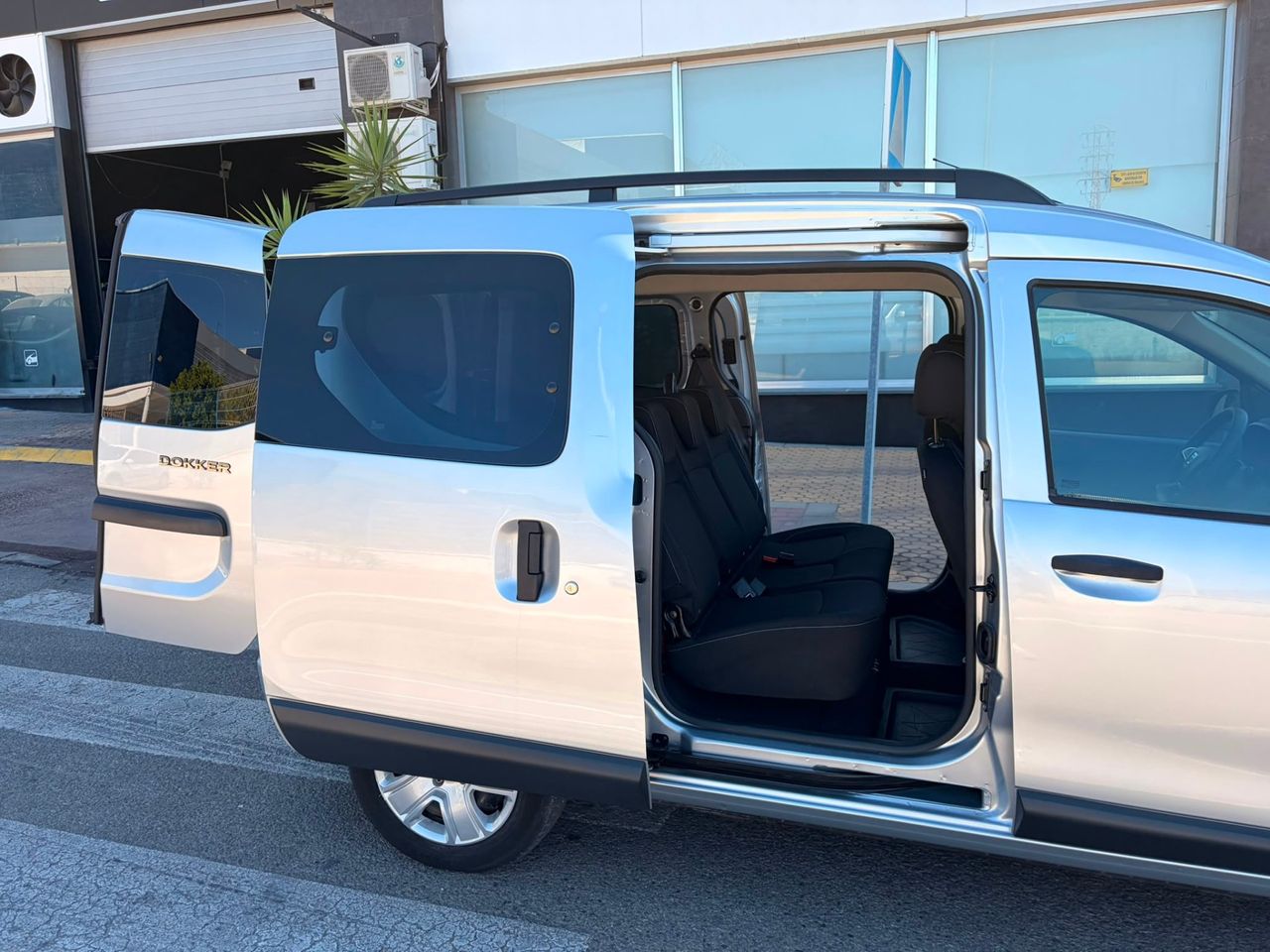 Dacia Dokker DOKKER COMBI 1.5 DCI COMFORT 95CV - Foto 34