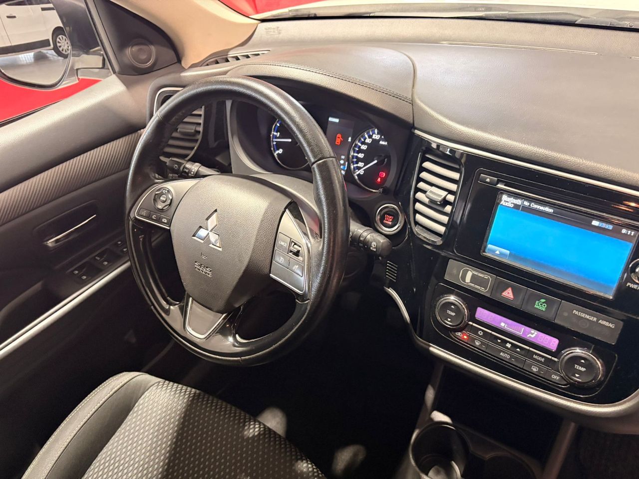 Mitsubishi Outlander Motion 4WD 220 DI-D 7 plazas - Foto 4