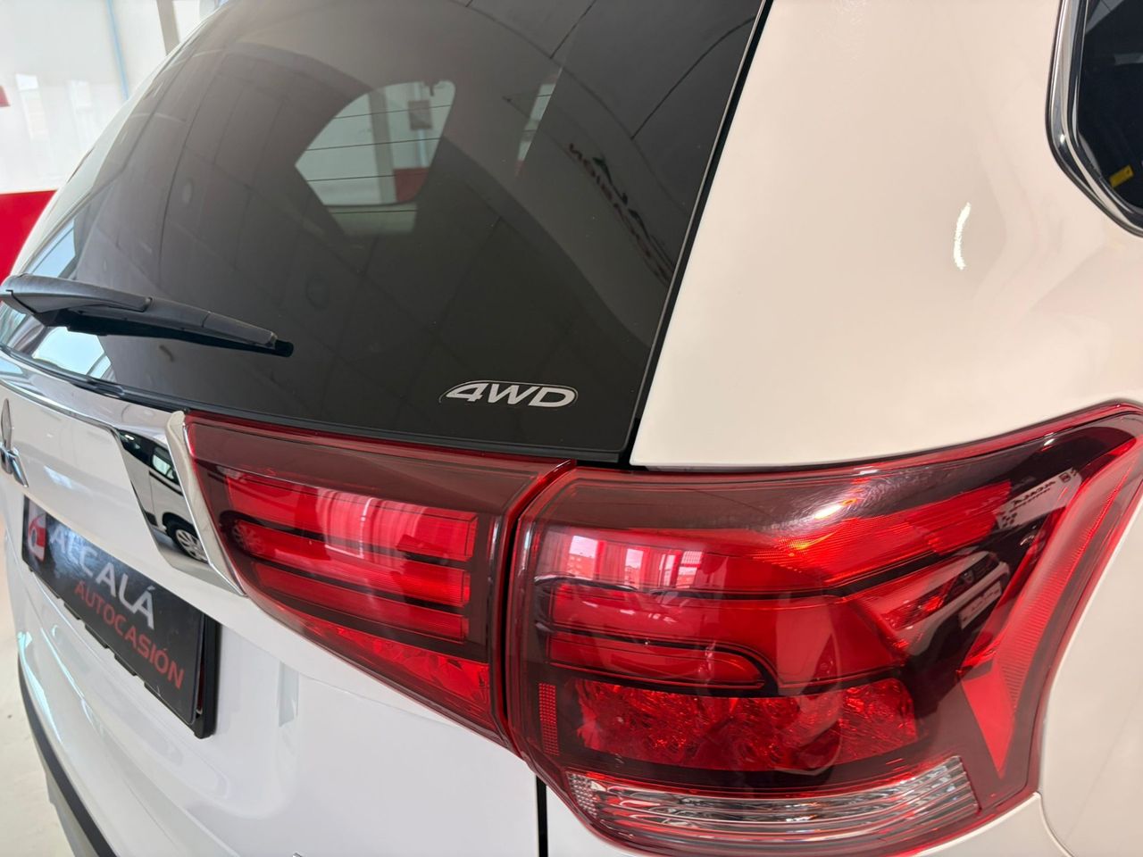 Mitsubishi Outlander Motion 4WD 220 DI-D 7 plazas - Foto 18
