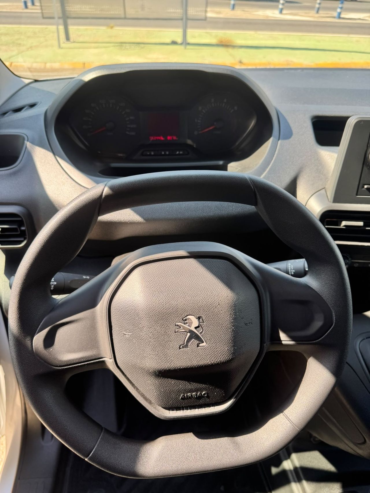 Peugeot Partner PRO 1.6 BLUEHDI 100CV - Foto 10