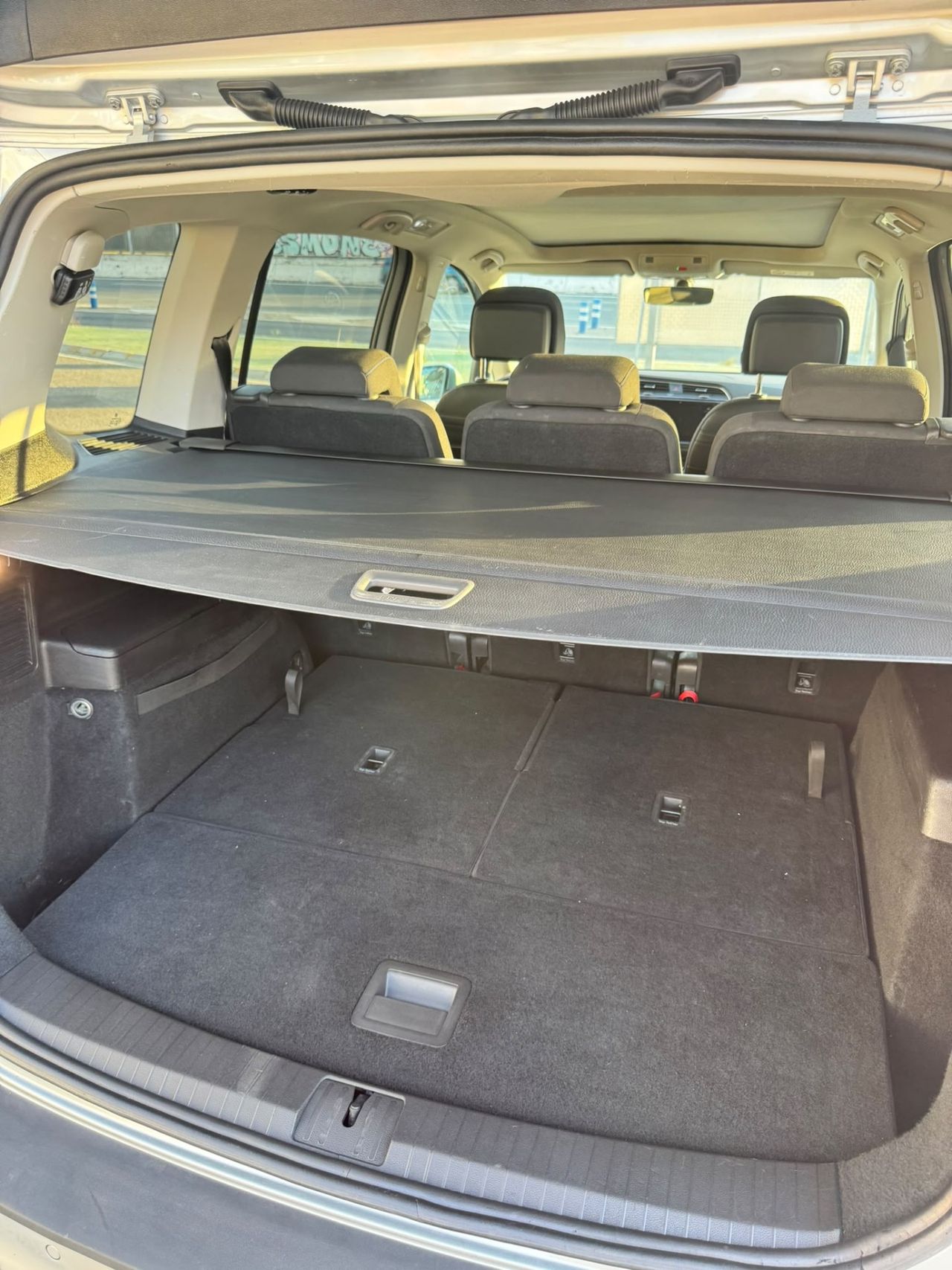 Volkswagen Touran Sport 2.0 TDI 110 kW - Foto 17