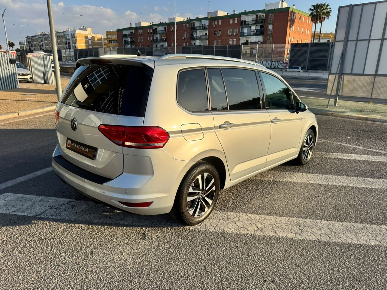 Volkswagen Touran Sport 2.0 TDI 110 kW - Foto 5