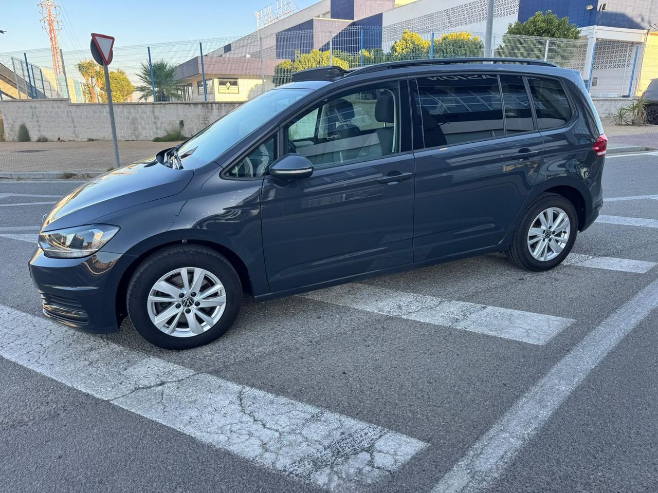Volkswagen Touran Sport 2.0 TDI 90 kW - Foto 44
