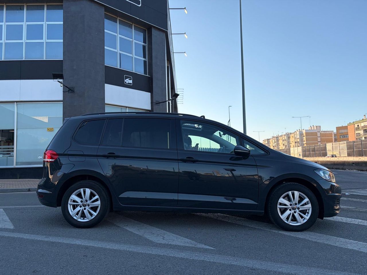 Volkswagen Touran Sport 2.0 TDI 90 kW - Foto 53