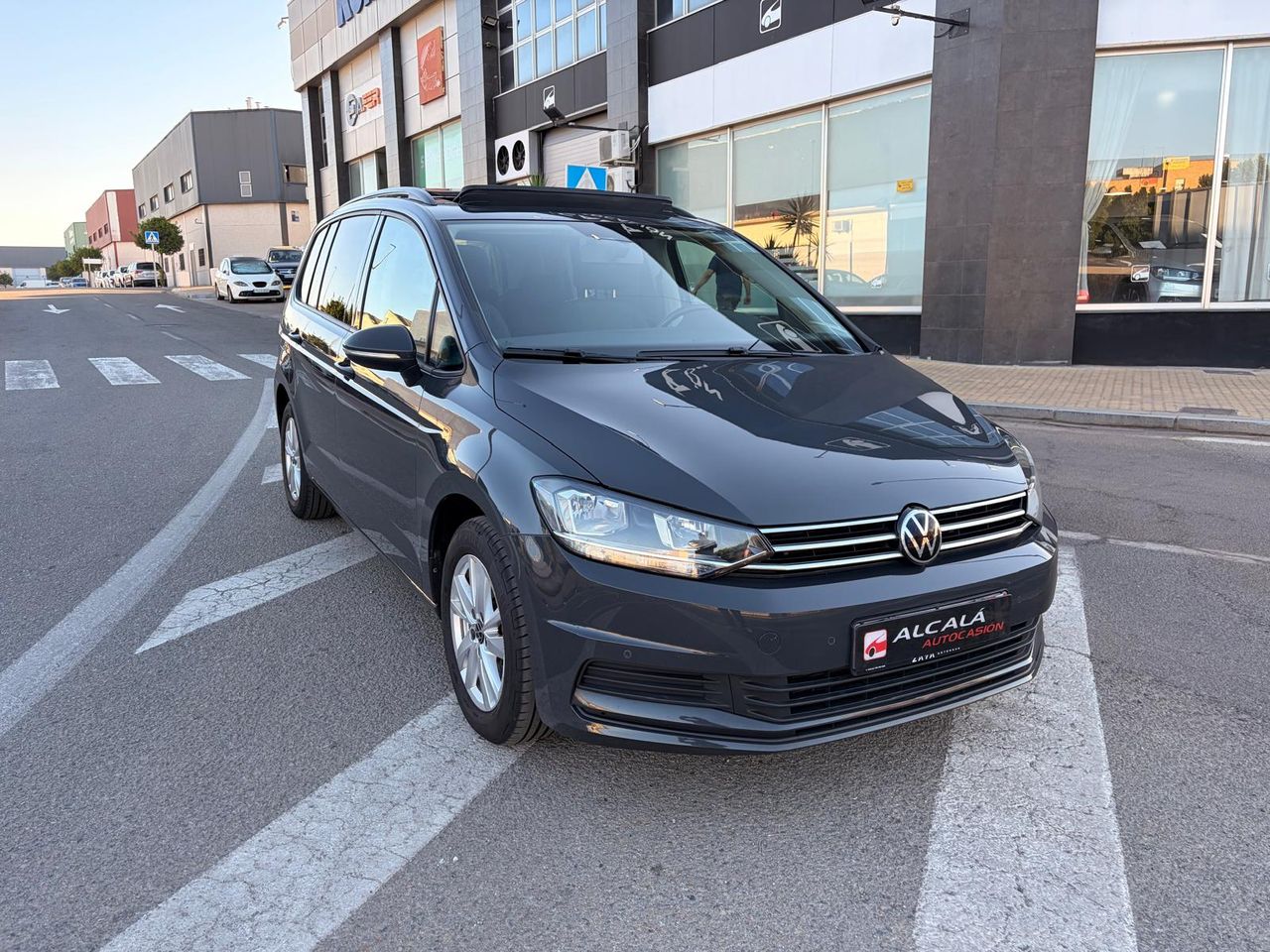 Volkswagen Touran Sport 2.0 TDI 90 kW - Foto 37