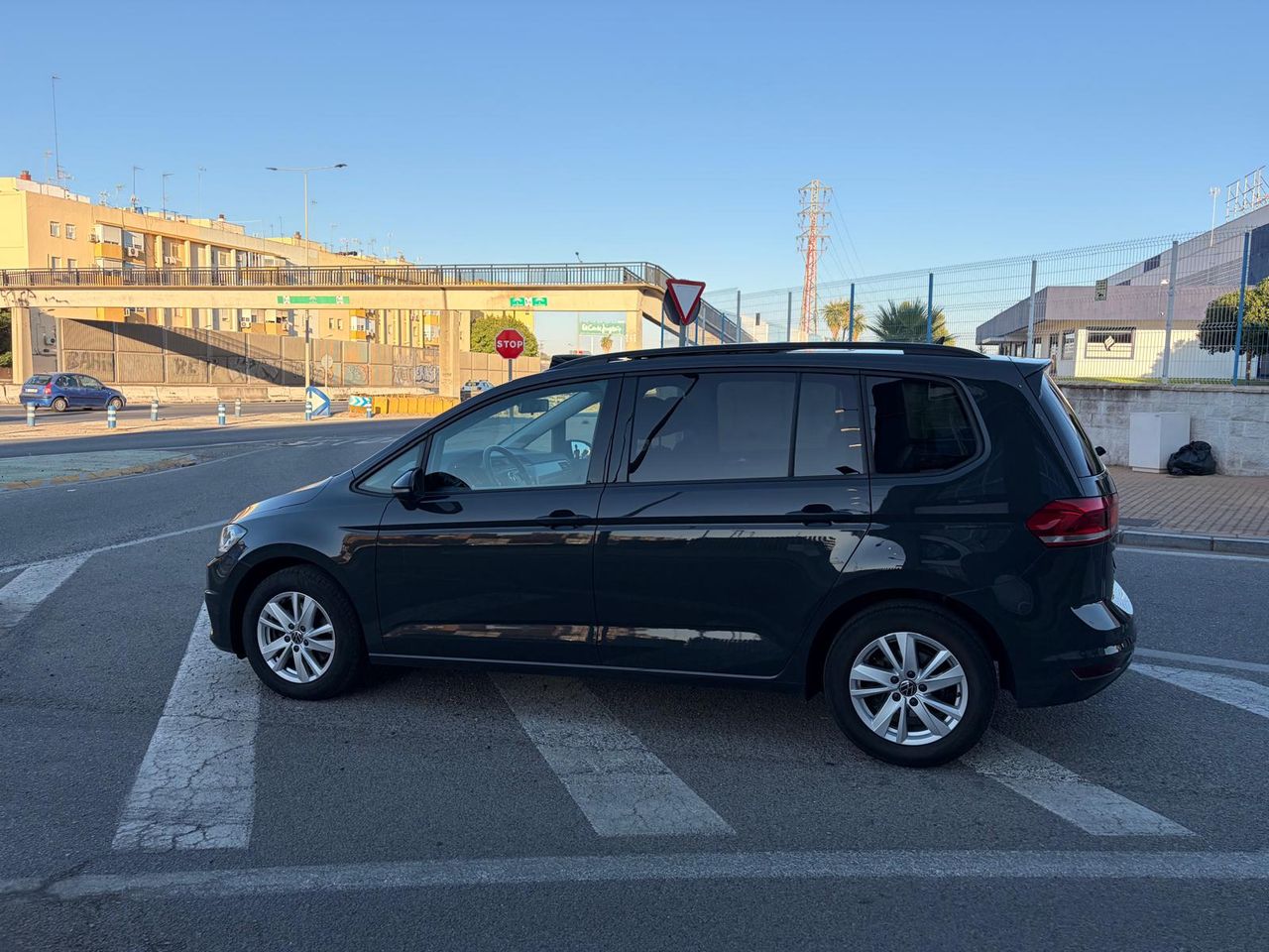 Volkswagen Touran Sport 2.0 TDI 90 kW - Foto 23