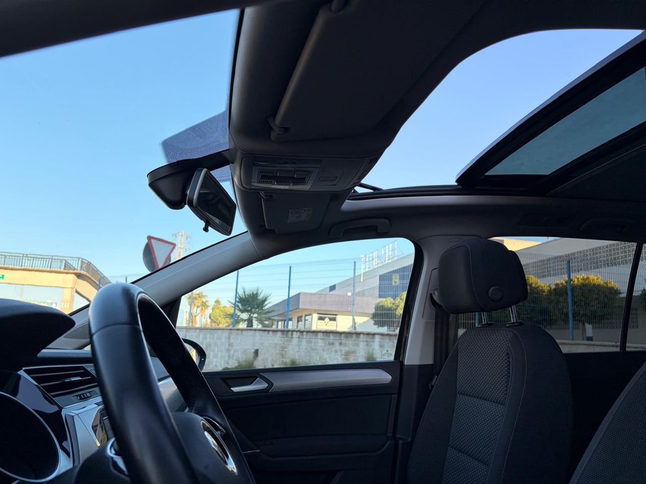 Volkswagen Touran Sport 2.0 TDI 90 kW - Foto 32