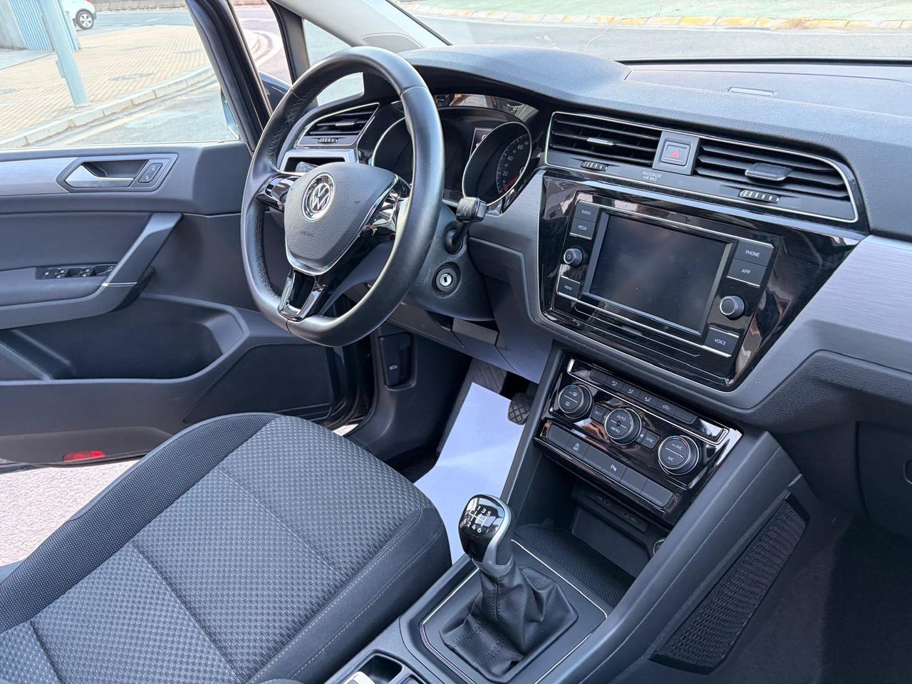 Volkswagen Touran Sport 2.0 TDI 90 kW - Foto 46
