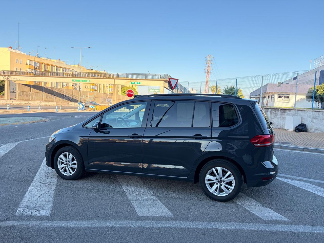 Volkswagen Touran Sport 2.0 TDI 90 kW - Foto 25