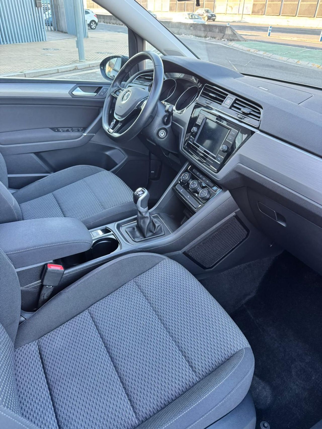 Volkswagen Touran Sport 2.0 TDI 90 kW - Foto 16
