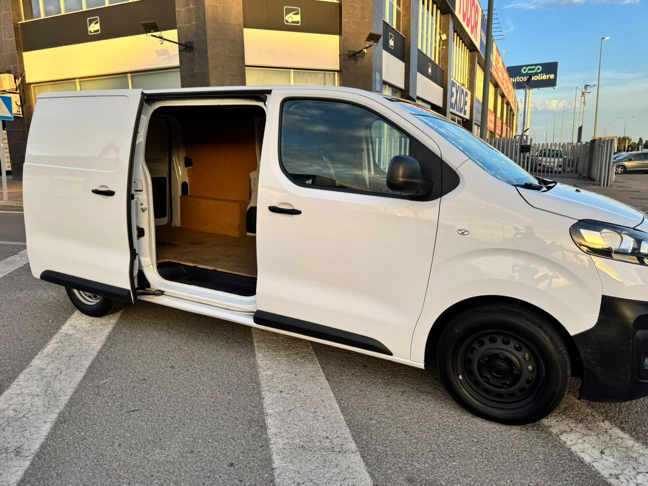 Fiat Scudo Furgón L2 MT6 Business - Foto 17
