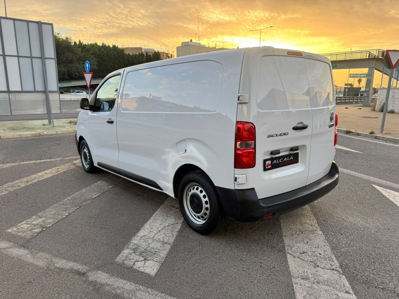 Fiat Scudo Furgón L2 MT6 Business - Foto 9