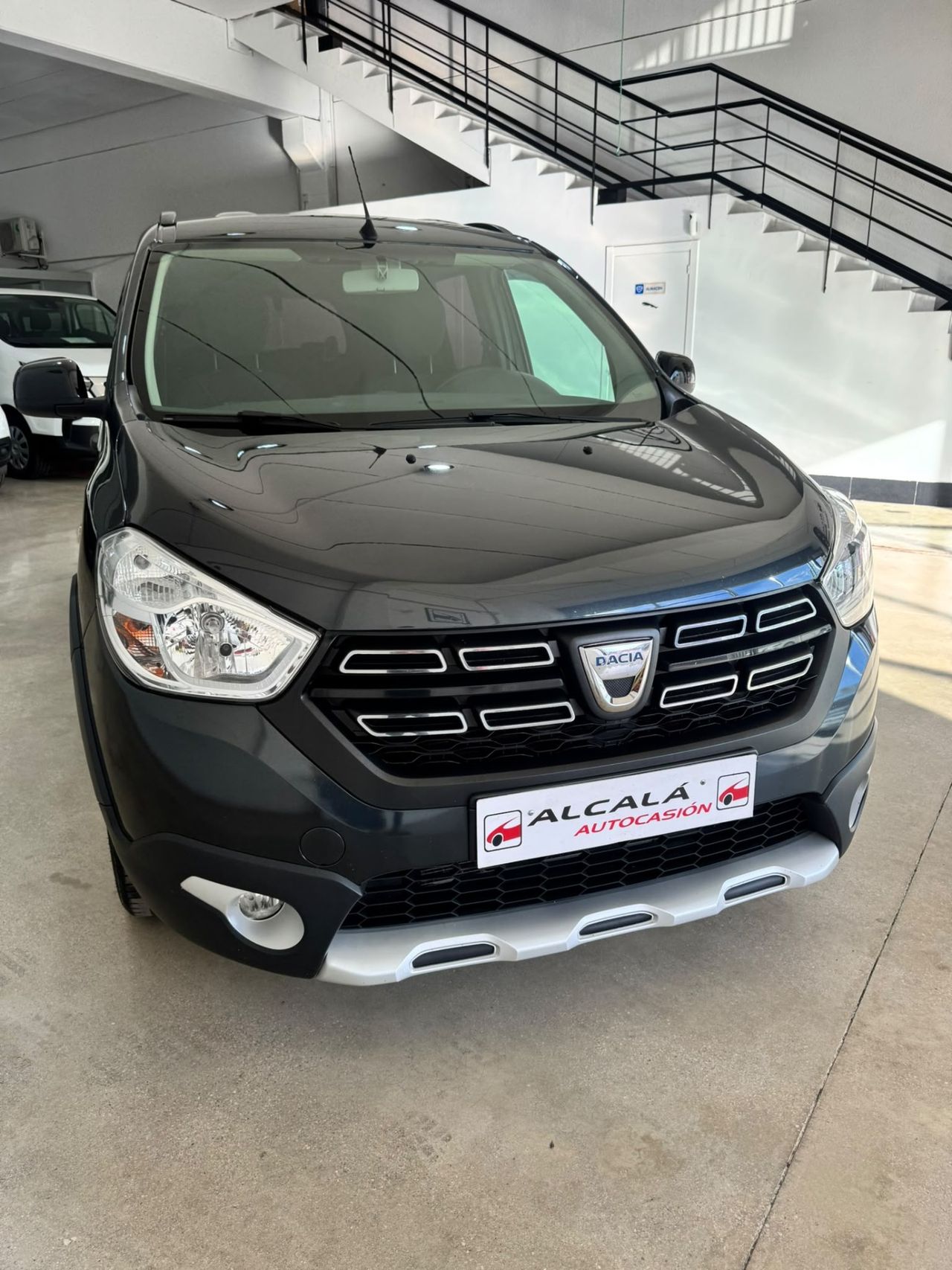 Dacia Lodgy SL Aniversario Blue dCi 85 kW - Foto 23
