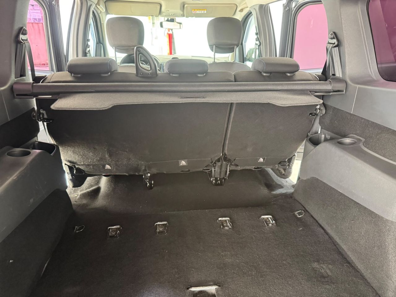 Dacia Lodgy SL Aniversario Blue dCi 85 kW - Foto 19