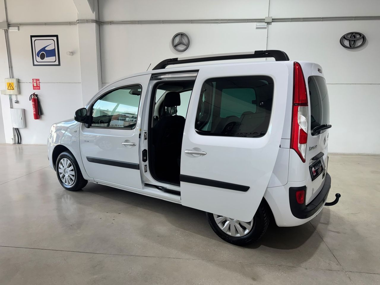 Renault Kangoo Combi 1.5 DCI LIMITED 95CV - Foto 6